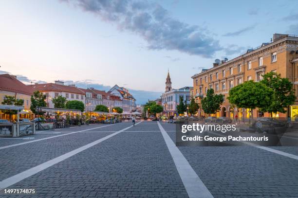 town hall square in the old town of vilnius, lithuania - lithuania stock pictures, royalty-free photos & images