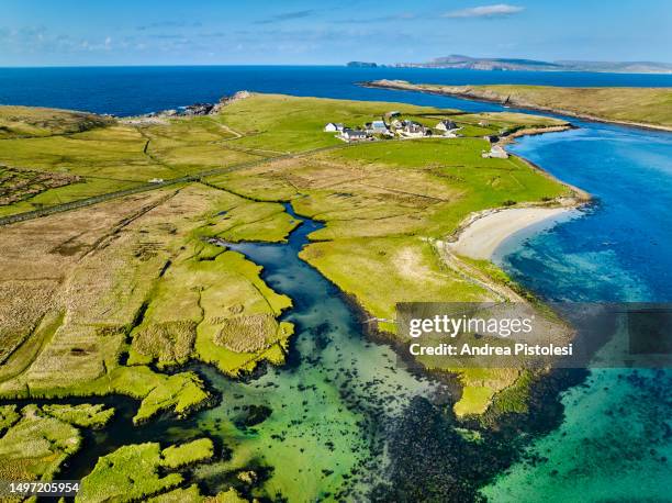 blind harbour bay on the wild atlantic way, ireland - wild atlantic way stock pictures, royalty-free photos & images