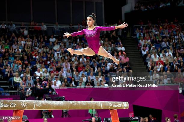 Aly Raisman Statistics Aly Raisman Beam Photos et images de collection - Getty Images