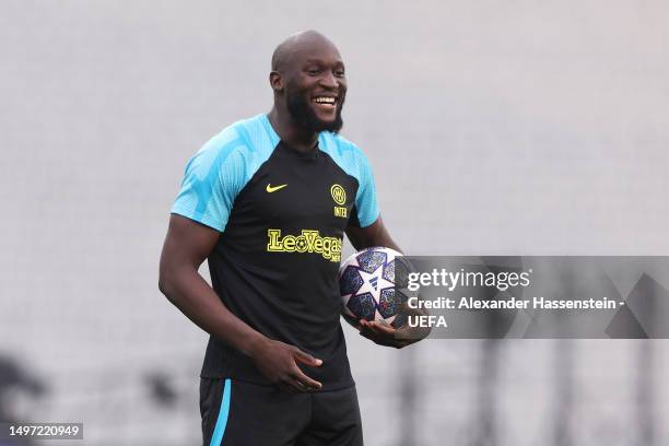 Romelu Lukaku of FC Internazionale looks on during the FC Internazionale Training Session ahead of UEFA Champions League 2022/23 final on June 09,...