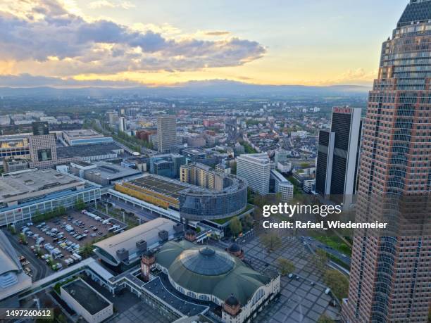 frankfurt am main with messeturm - messeturm stock-fotos und bilder