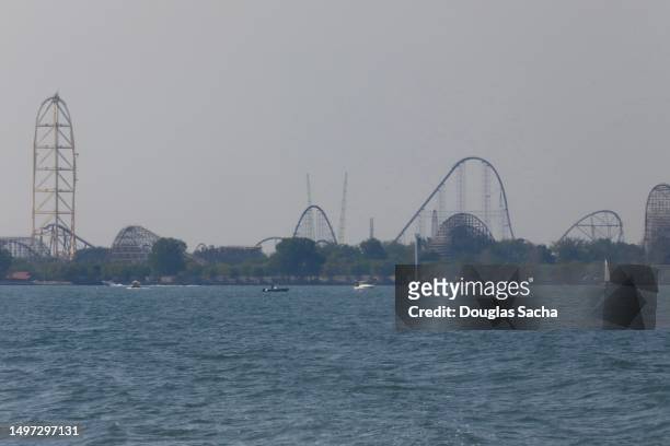 roller coasters at the amusement park - amusement park ohio stock-fotos und bilder