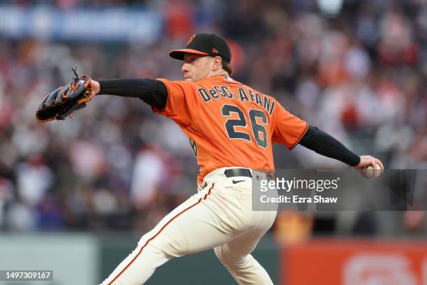 Anthony DeSclafani of the San Francisco Giants pitches against the Chicago Cubs in the first inning at Oracle Park on June 09, 2023 in San Francisco,...