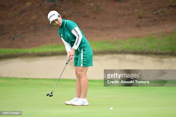 Ritsuko Ryu of Japan attempts a putt on the 6th green during the third round of Ai Miyazato Suntory Ladies Open Golf Tournament at Rokko Kukusai Golf...