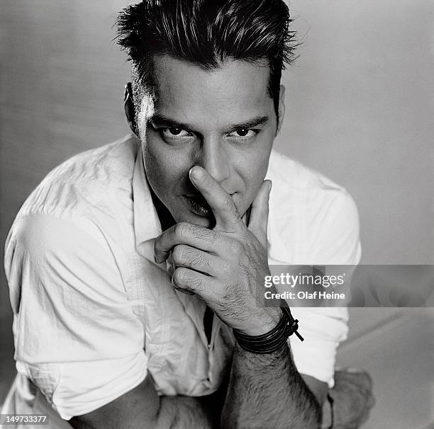 Ricky Martin Portrait Session July 14 2003 Photos and Premium High Res ...
