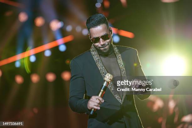 Romeo Santos performs on stage at Citi Field on June 09, 2023 in New York City.