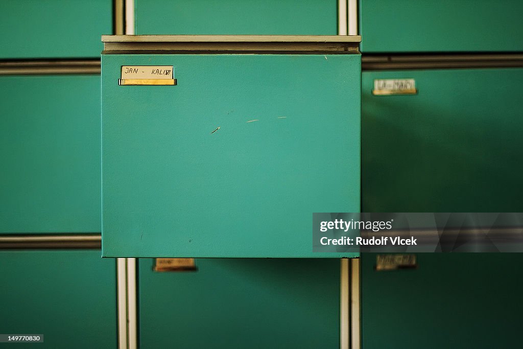 File cabinet