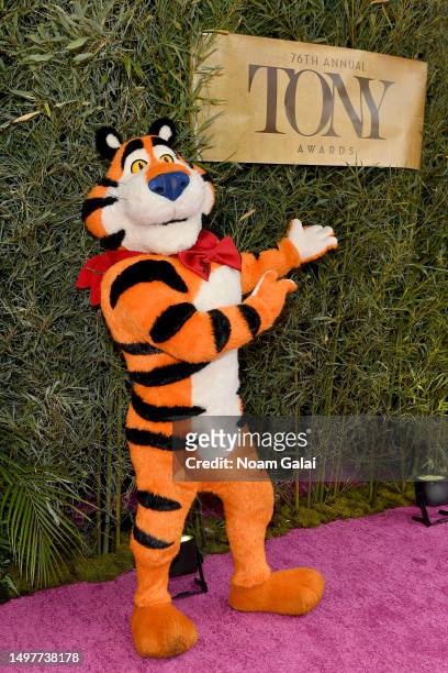 For the first time in history, Tony the Tiger® attended the 76th Annual Tony Awards and made his official entrance on the red carpet. Giving the...