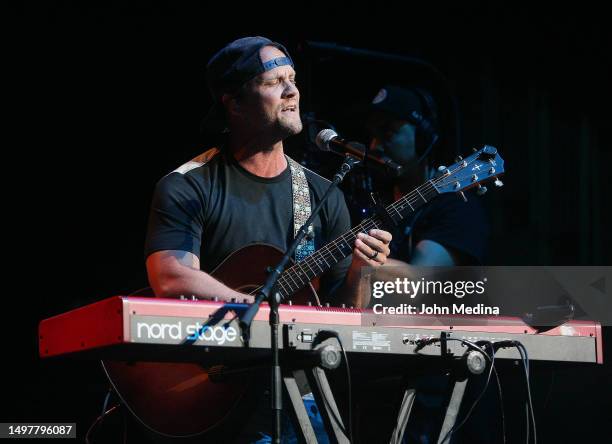 Andrew Ripp Pics Desert Diamond Arena Photos and Premium High Res Pictures - Getty Images