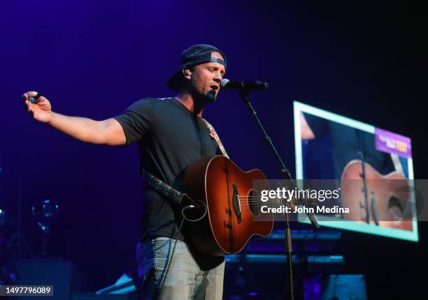 Andrew Ripp Pics 132 Andrew Ripp Photos & High Res Pictures - Getty Images