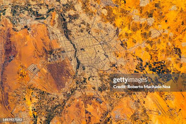 kuwait city and desert land - kuwait landscape stock pictures, royalty-free photos & images