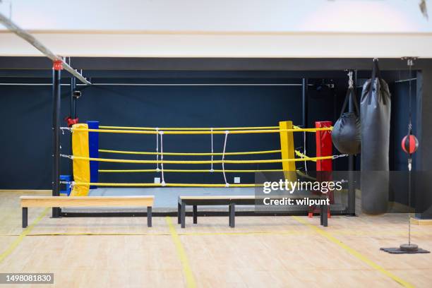 Empty Boxing Rig 93 Empty Boxing Ring Arena Stock Photos, High-Res Pictures, and Images ...
