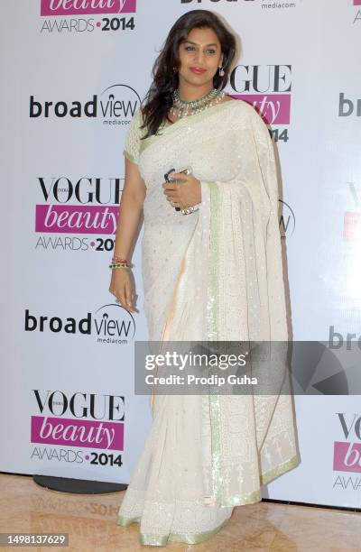 Princy Reddy 21 Pinky Reddy Stock Photos, High-Res Pictures, and Images - Getty Images