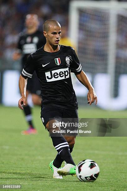 Sebastian Giovinco of FC Juventus in action during the pre-season friendly match between FC Juventus and Malaga CF at Stadio Arechi on August 4, 2012...