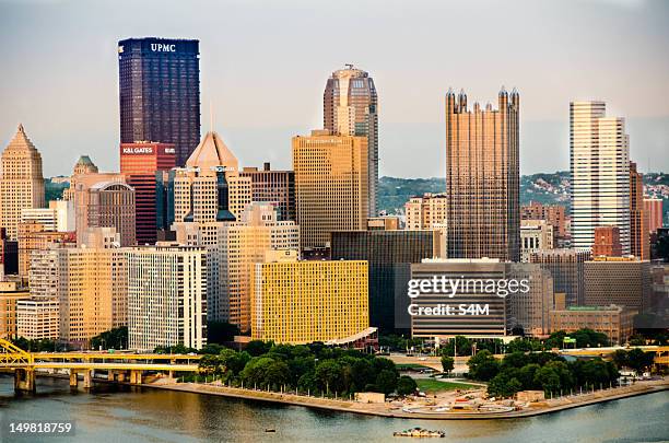 pittsburgh skyline - pittsburgh stock pictures, royalty-free photos & images