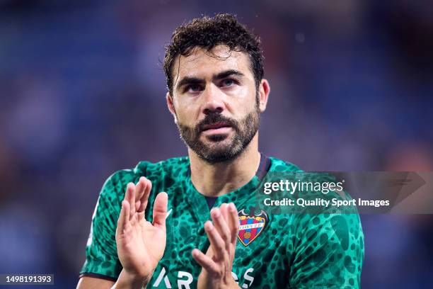 Vicente Iborra of Levante UD looks on after the Liga Smartbank Play Off Final First Leg between Deportivo Alaves and Levante UD at Mendizorroza...