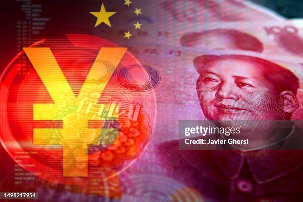 yuan symbol and cash yuan banknotes - japanese currency stock pictures, royalty-free photos & images