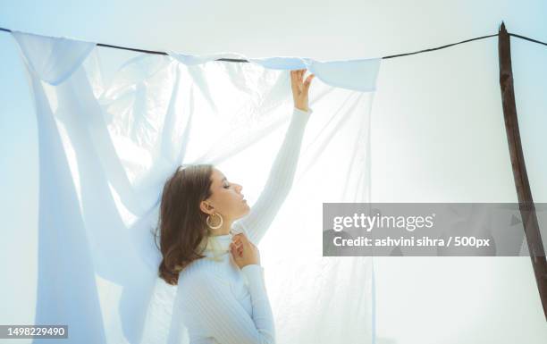 woman,india - editorial stock pictures, royalty-free photos & images