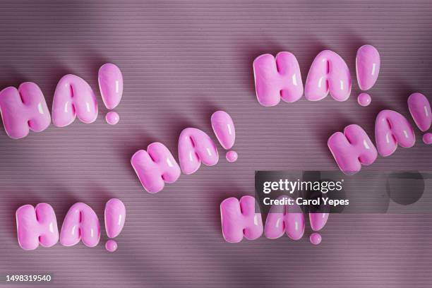 laugh in 3d cartoon style - balloon font stock-fotos und bilder