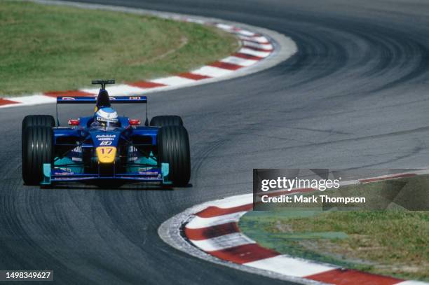 Mika Salo from Finland drives the Red Bull Sauber Petronas Sauber C19 Petronas V10 during the Formula One Italian Grand Prix on 10th September 2000...
