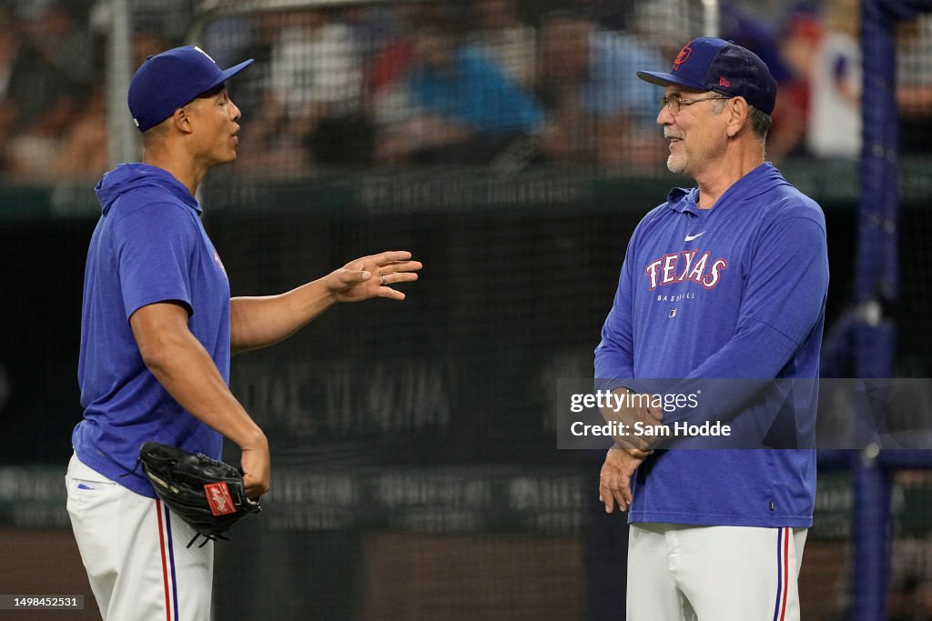 Los Angeles Angels v Texas Rangers