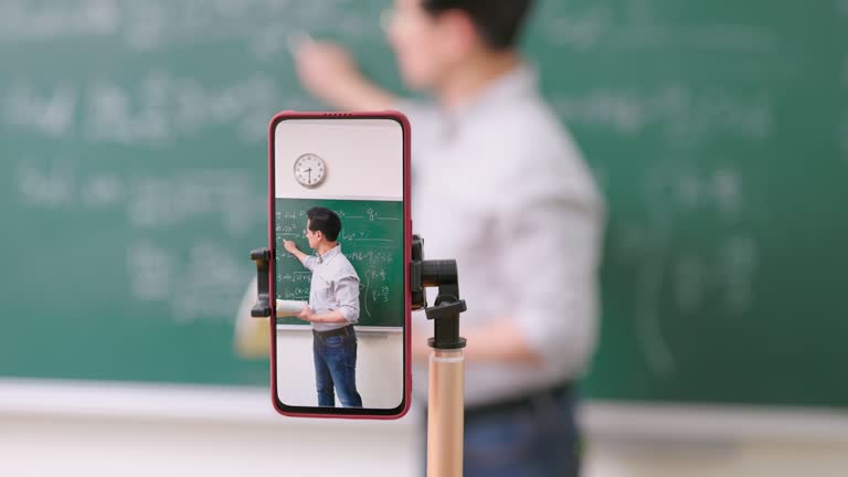Video Professor 595 Korean Professor Stock Videos, Footage, & 4K Video Clips - Getty Images
