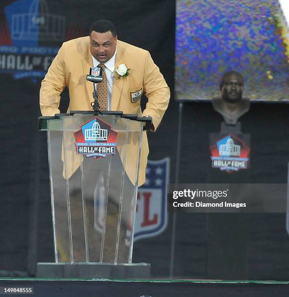 Willie Roaf Photos and Premium High Res Pictures - Getty Images