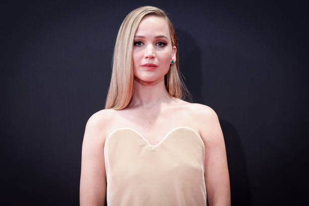 Actress Jennifer Lawrence attends the premiere of "Sin Malos Rollos" at Alcalá 516 on June 14, 2023 in Madrid, Spain.