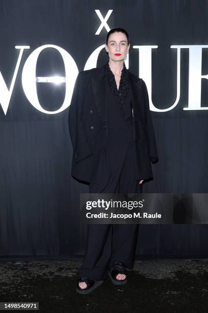 Erin O'Connor attends the photocall during LuisaViaRoma & British Vogue – Runway Icons at Piazzale Michelangelo on June 14, 2023 in Florence, Italy.