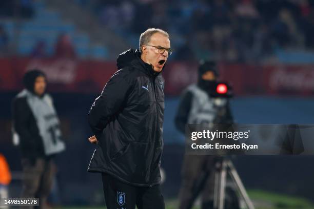 Marcelo Bielsa head coach of Uruguay reacts during an international friendly match between Uruguay and Nicaragua at Centenario Stadium on June 14,...