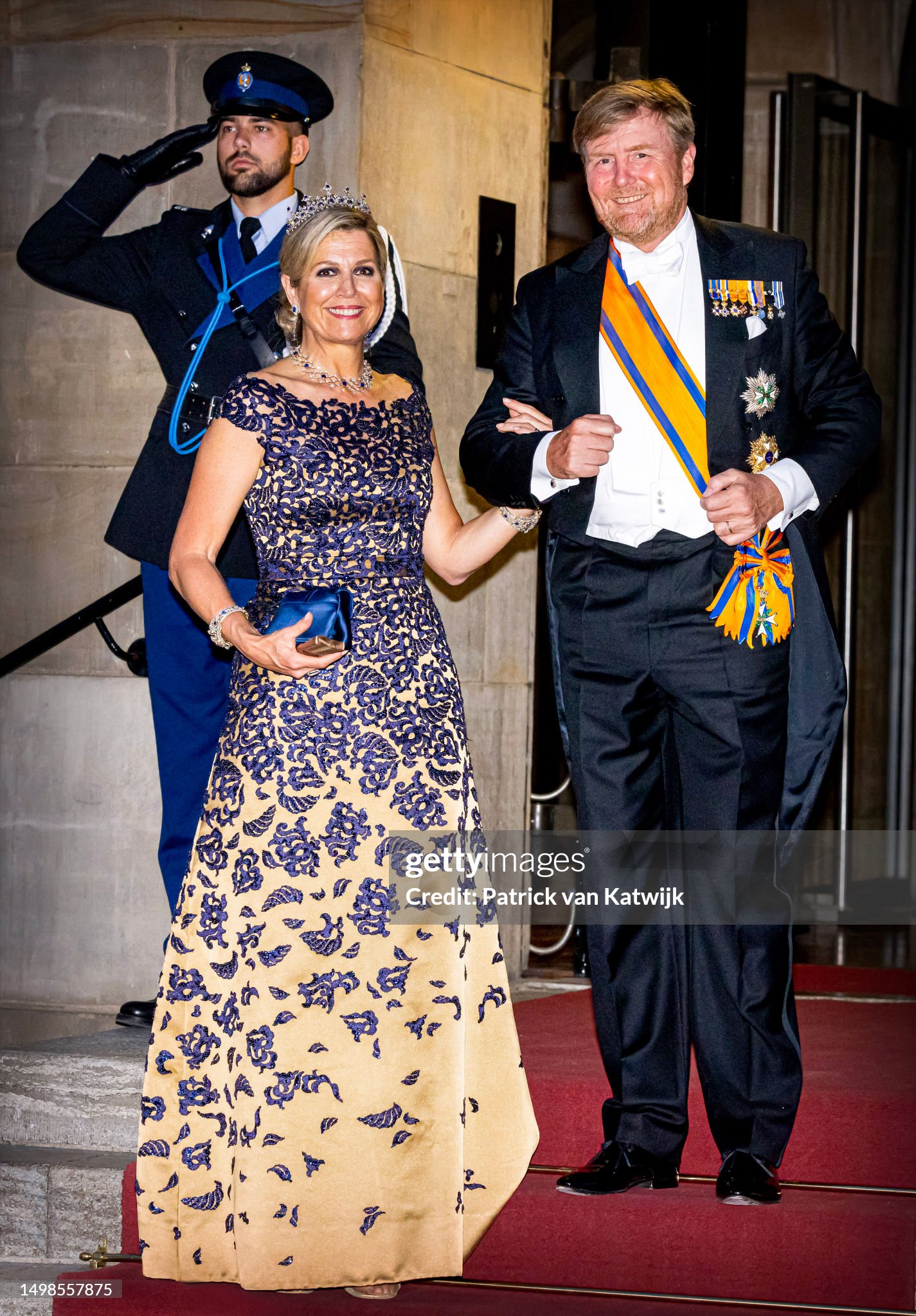 CASA REAL HOLANDESA - Página 94 Queen-m%C3%A1xima-of-the-netherlands-and-king-willem-alexander-of-the-netherlands-attend-the
