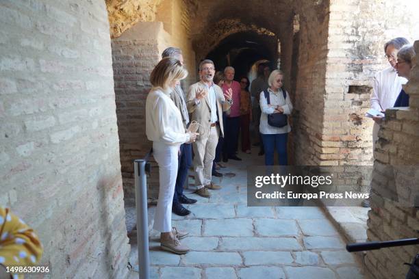 Visit of an international delegation to the archaeological site of Italica organized by the Civic Association of the South to promote its candidacy...