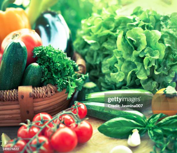 freshness vegetables - harvest basket stockfoto's en -beelden