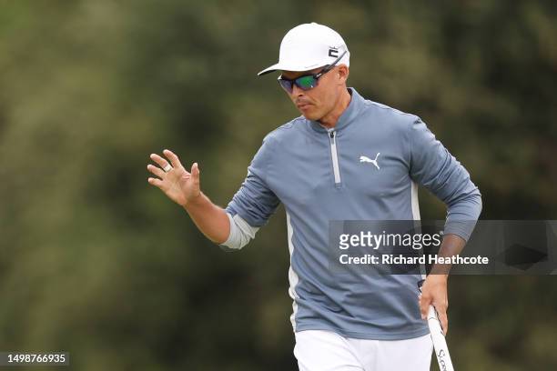 Rickie Fowler of the United States reacts to his putt on the sixth green during the first round of the 123rd U.S. Open Championship at The Los...
