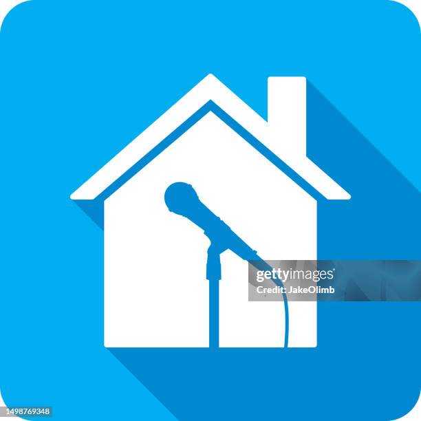 ilustraciones, imágenes clip art, dibujos animados e iconos de stock de micrófono de la casa con silueta de icono de soporte - microphone stand