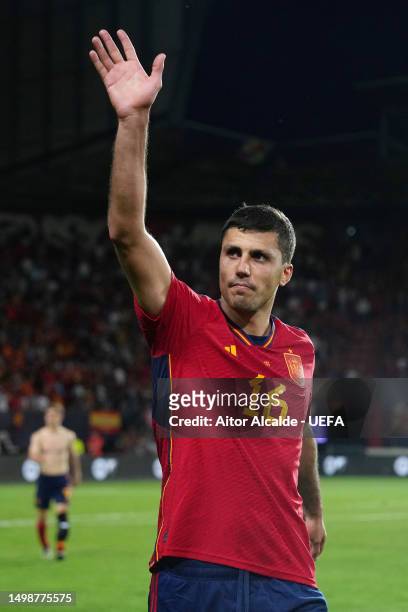 Rodri of Spain acknowledges the fans after the team's victory in the UEFA Nations League 2022/23 semi-final match between Spain and Italy at FC...