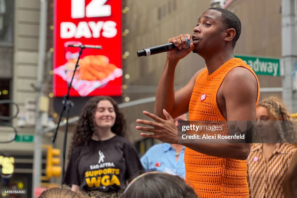 WGA Broadway Rally
