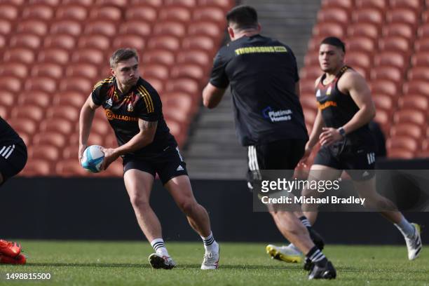 Chiefs Cortez Ratima passes the ball during a media opportunity ahead of the Super Rugby Pacific semi final between the Chiefs and the Brumbies, at...