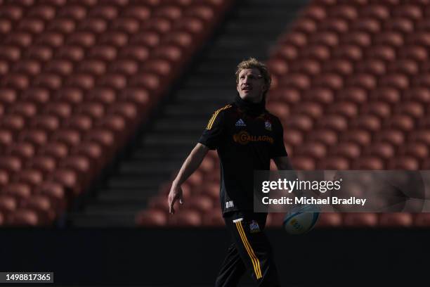 Chiefs Damian McKenzie in action during a media opportunity ahead of the Super Rugby Pacific semi final between the Chiefs and the Brumbies, at FMG...