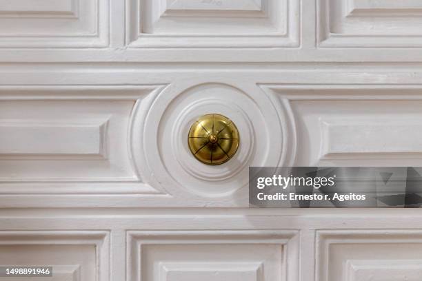 knob on a white door - door knob stock pictures, royalty-free photos & images