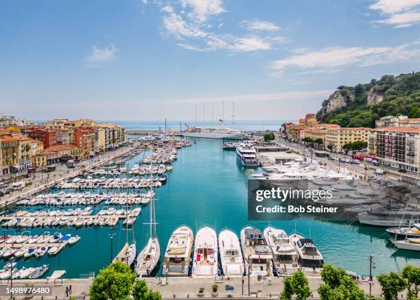porto di nizza, costa azzurra, francia. - costa azzurra foto e immagini stock