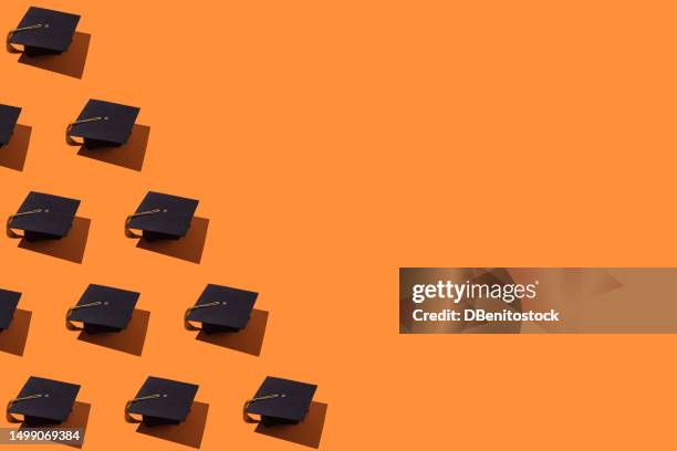 Gold Graduation Cap Photos and Premium High Res Pictures - Getty Images