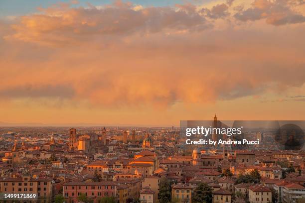 view of bologna from the piazzale di san michele in bosco, bologna, emilia-romagna, italy - bologna stockfoto's en -beelden