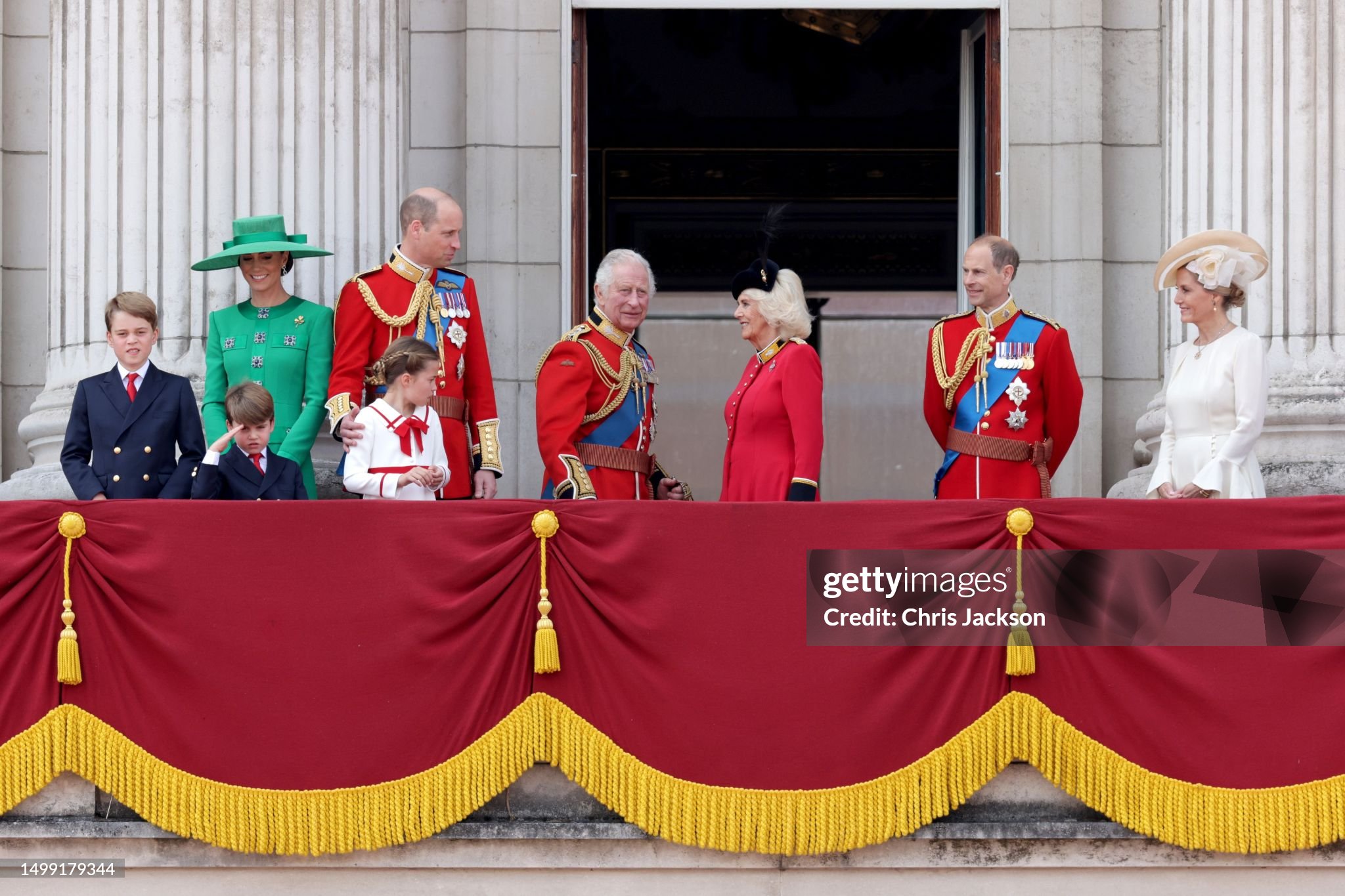 Trooping the Colour 2023 ОБНОВЛЯЕТСЯ Trooping the Colour 2023 ОБНОВЛЯЕТСЯ