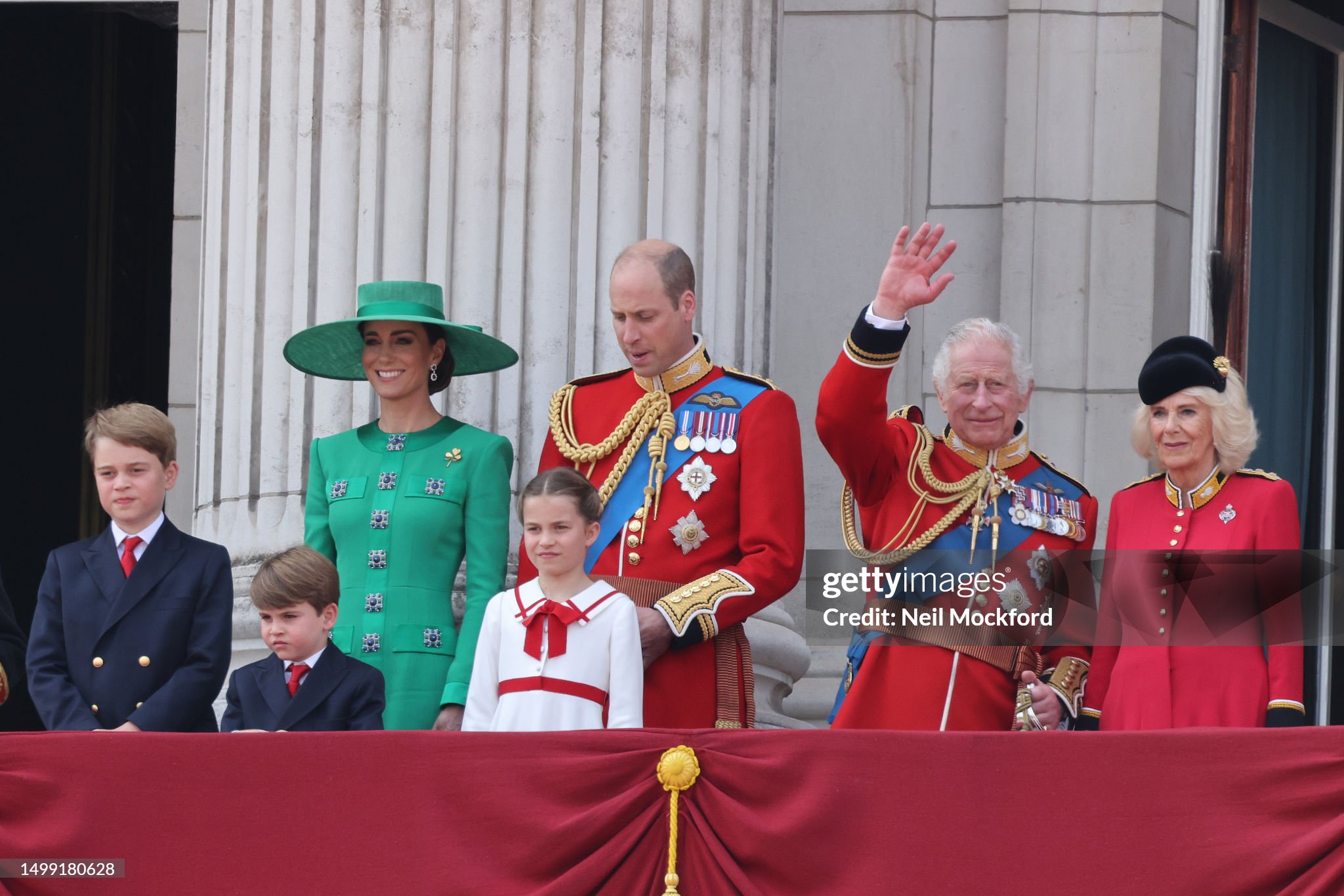 Trooping the Colour 2023 ОБНОВЛЯЕТСЯ Trooping the Colour 2023 ОБНОВЛЯЕТСЯ