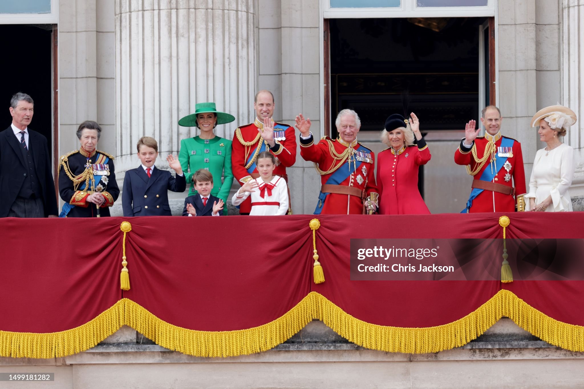 Trooping the Colour 2023 ОБНОВЛЯЕТСЯ Trooping the Colour 2023 ОБНОВЛЯЕТСЯ