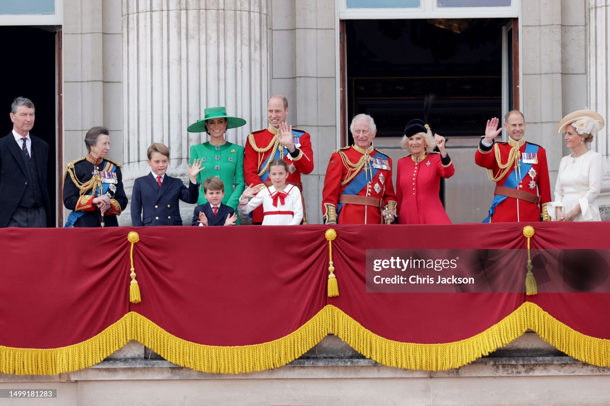 Trooping the Colour 2023 ОБНОВЛЯЕТСЯ Trooping the Colour 2023 ОБНОВЛЯЕТСЯ