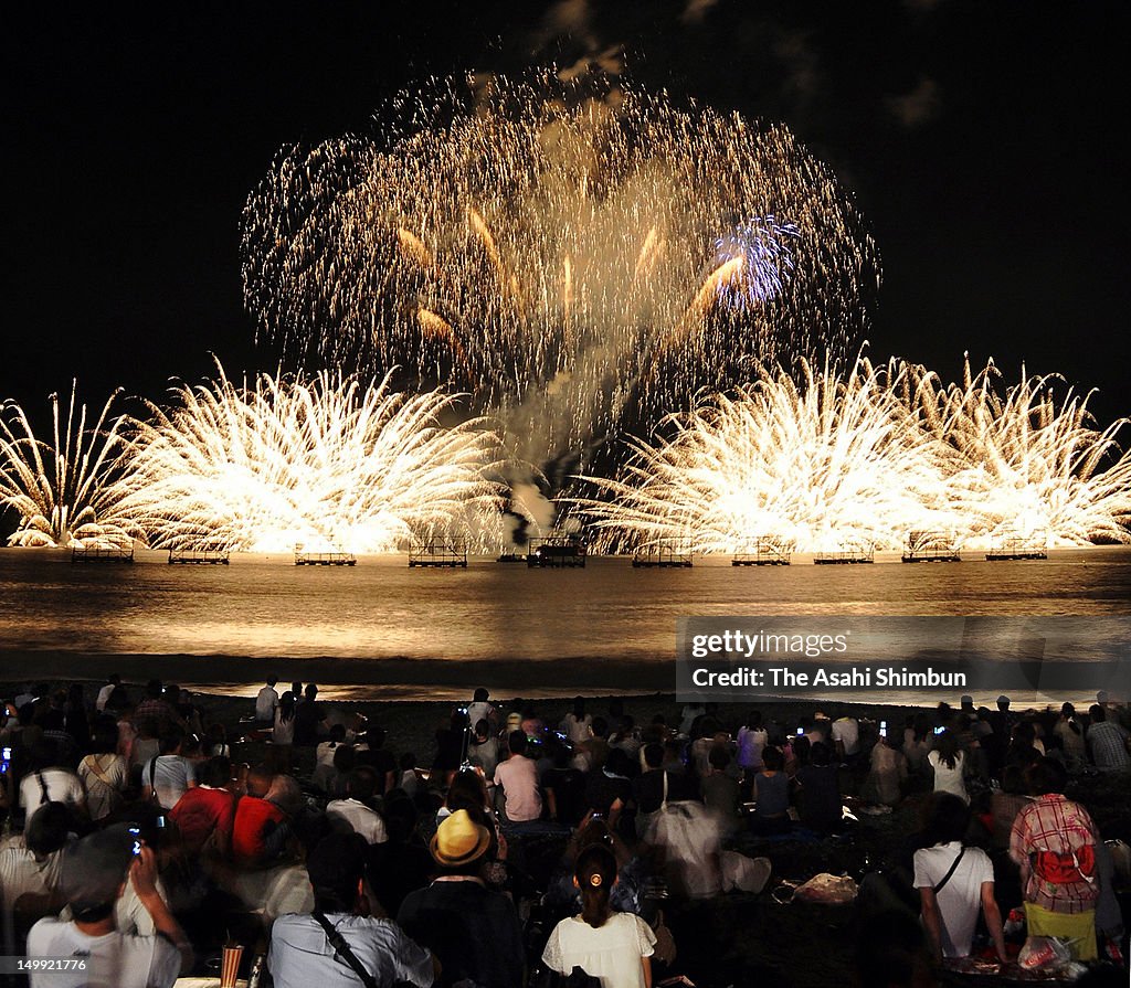 Susaki Fireworks Festival