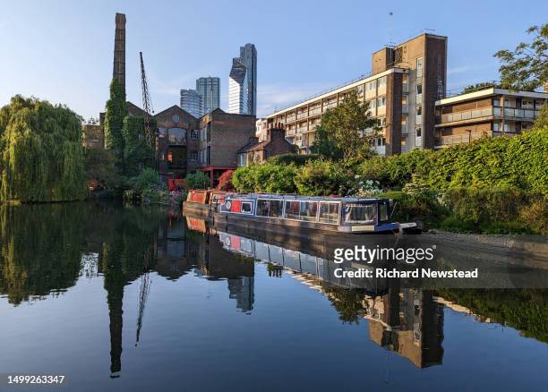 regent's canal - islington london stock pictures, royalty-free photos & images