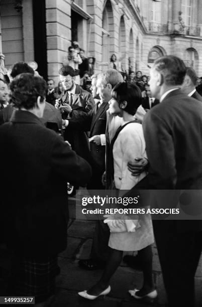 Actor Steve McQueen in Paris with his wife Neile Adams on September 17, 1964 in Paris, France.